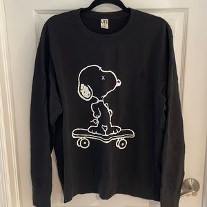 Uniqlo x Kaws x Peanuts Mens Black Sweater Like New size Large